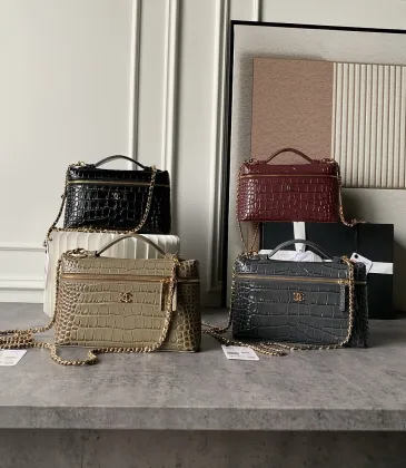 Chanel Crocodile Print LP Vanity Case Chain Shoulder Bag AP5437 15‑23‑5 #B67900