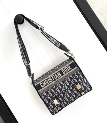 Chic Christian D-ior Crossbody Bag With Signature Oblique Pattern And Branded Strap #A50085 Chic Christian D-ior Crossbody Bag With Signature Oblique Pattern And Branded Strap #A50085