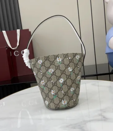 Gucci GG Supreme Canvas Bucket Bag With Daisy Floral Print #A52729 Gucci GG Supreme Canvas Bucket Bag With Daisy Floral Print #A52729