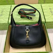 Gucci AAA+ leather shoulder bag #A35004 Gucci AAA+ leather shoulder bag #A35004