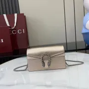Gucci Metallic Leather Dionysus Chain Shoulder Bag With Crystal - Embellished Buckle size:16.5×10×4.5cm #A53840 Gucci Metallic Leather Dionysus Chain Shoulder Bag With Crystal - Embellished Buckle size:16.5×10×4.5cm #A53840