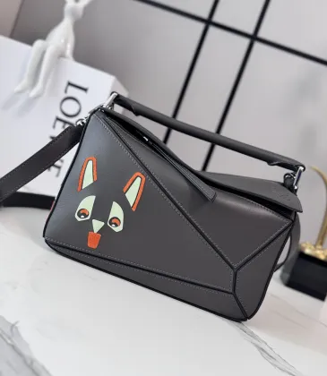 Loewe Puzzle Fringe Cat Leather Shoulder Bag 24x10.5x16CM #A63849 Loewe Puzzle Fringe Cat Leather Shoulder Bag 24x10.5x16CM #A63849