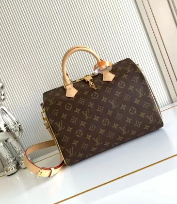 Monogram Speedy Speedy Bandoulière Bag: Timeless Style for Every Occasion #A50029 Monogram Speedy Speedy Bandoulière Bag: Timeless Style for Every Occasion #A50029