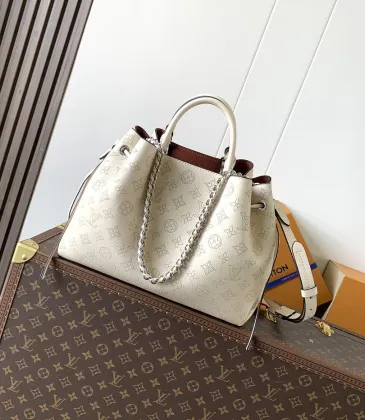 Louis Vuitton Bella Tote Mahina Leather Handbag M59203 32x23x13cm #B67907