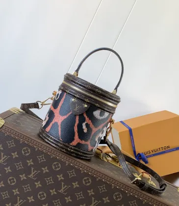 Unique Bucket Bag With Patterned Design And Iconic Monogram For Fashion Statements #A49951 Unique Bucket Bag With Patterned Design And Iconic Monogram For Fashion Statements #A49951