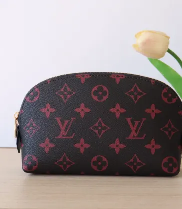 Louis Vuitton Monogram Cosmetic Pouch For Elegant Beauty Organization #A52106 Louis Vuitton Monogram Cosmetic Pouch For Elegant Beauty Organization #A52106