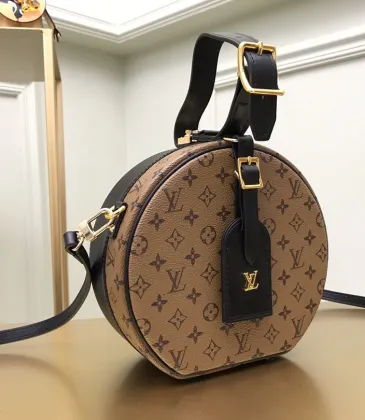 New Louis Vuitton Monogram Reverse Cosmetic Bag Canvas with leather trim Bag #99116985 New Louis Vuitton Monogram Reverse Cosmetic Bag Canvas with leather trim Bag #99116985