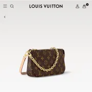 Louis Vuitton Monogram Crossbody Bag with Gold Chain Stylish Luxury Accessory #A54131 Louis Vuitton Monogram Crossbody Bag with Gold Chain Stylish Luxury Accessory #A54131