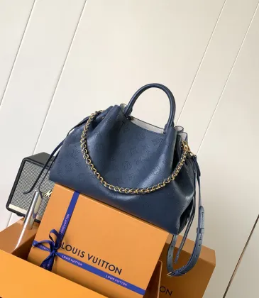 Louis Vuitton Embossed Leather Handbag With Gold Chain Detail In Navy #A51597 Louis Vuitton Embossed Leather Handbag With Gold Chain Detail In Navy #A51597