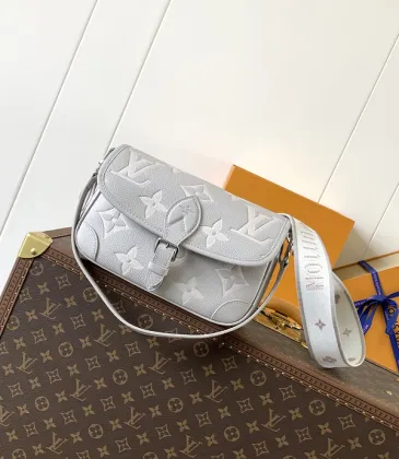 Louis Vuitton Embossed Monogram Crossbody Bag With Signature Strap #A51596 Louis Vuitton Embossed Monogram Crossbody Bag With Signature Strap #A51596