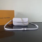 Louis Vuitton White Embossed Monogram Crossbody Bag With Chain Strap And Adjustable Belt size:23×12×4cm #A54325 Louis Vuitton White Embossed Monogram Crossbody Bag With Chain Strap And Adjustable Belt size:23×12×4cm #A54325