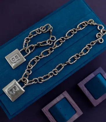 Balenciaga Necklace Bracelet Sets #A55323