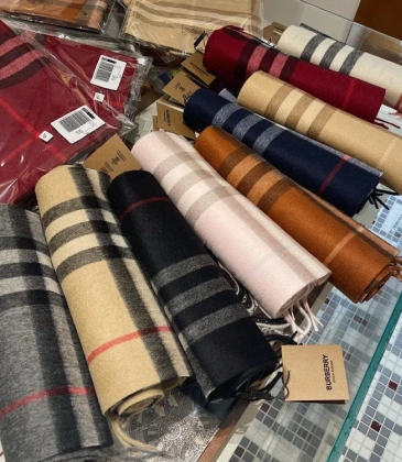 Burberry classic cashmere plaid scarfs #A61886 Burberry classic cashmere plaid scarfs #A61886