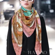 Louis Vuitton Scarf #A41909 Louis Vuitton Scarf #A41909