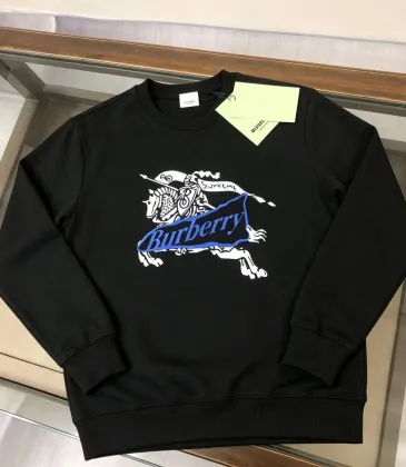 Burberry Equestrian Knight Graphic Crewneck Sweatshirt, Black &amp; White #B69201