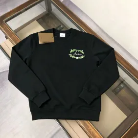 Burberry Floral Wreath Signature Logo Crewneck Sweatshirt, Black &amp; White #B69209