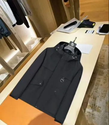 Moncler Graphic‑Logo Hooded Full‑Zip Utility Jacket, Black #B68281