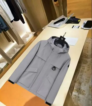Moncler Graphic‑Logo Hooded Full‑Zip Utility Jacket, Light Gray #B68280