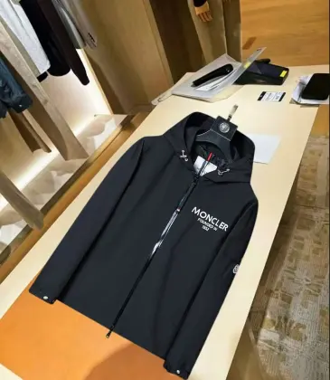 Moncler Printed‑Logo Hooded Full‑Zip Windbreaker Jacket, Black #B68276