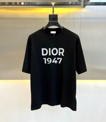 D-ior 1947 Logo T-shirts for men A Tribute to Timeless Luxury Heritage Black/White #A54212 D-ior 1947 Logo T-shirts for men A Tribute to Timeless Luxury Heritage Black/White #A54212