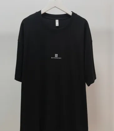Minimalist Black Givenchy T Shirt With Signature Logo For Timeless Fashion Looks #A54362 Minimalist Black Givenchy T Shirt With Signature Logo For Timeless Fashion Looks #A54362