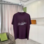 Stylish Louis Vuitton T Shirt With Artistic Sketch Style Brand Print Black/White/Purple/Light Blue #A54351 Stylish Louis Vuitton T Shirt With Artistic Sketch Style Brand Print Black/White/Purple/Light Blue #A54351