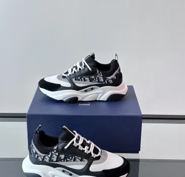Dior Shoes for Men's Sneakers #B67421
