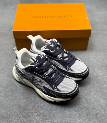 Louis Vuitton Tatic Runner Low Top Logo Lace-Up Casual Sneakers #B68520 Louis Vuitton Tatic Runner Low Top Logo Lace-Up Casual Sneakers #B68520
