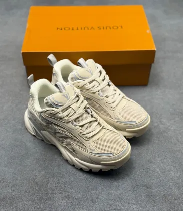 Louis Vuitton Tatic Runner Low Top Logo Lace-Up Casual Sneakers #B68524 Louis Vuitton Tatic Runner Low Top Logo Lace-Up Casual Sneakers #B68524