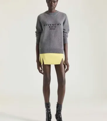 Givenchy sweater #A66120 Givenchy sweater #A66120