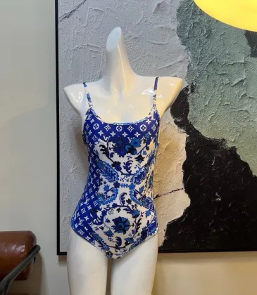 LV New  style Bikini Swimsuit #B68518